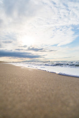 ein schöner Strand und ein toller Himmel an der Ostsee
