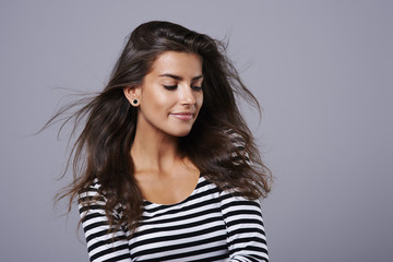 Fototapeta premium Blow in my hair make me more natural