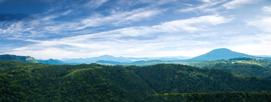 Panoramablick von Kaiserkrone in der Sächsischen Schweiz