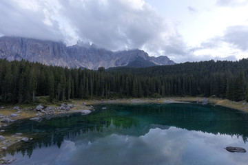 Fototapeta na wymiar Karersee, Lago di Carezza