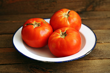 Fresh tomatoes