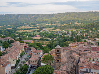 Fototapeta na wymiar An overview of the southern French town of Moustiers-Sainte-Marie.