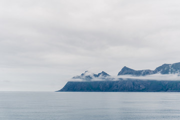 Fototapeta na wymiar Mountain landscapes on the Norwegian Sea