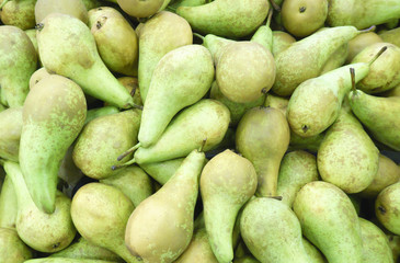 Green pears at a famers market in supermarket
