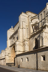 Fototapeta na wymiar Rear facade of the cathedral of Palencia, Castilla y Leon, Spain (Los Reyes o San Juan Door)