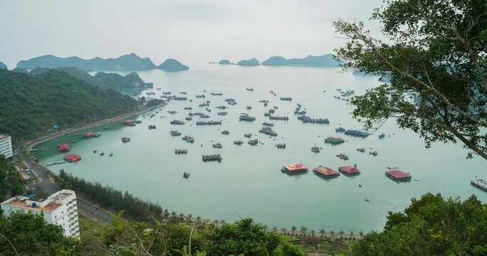 Time lapse of boats on the water