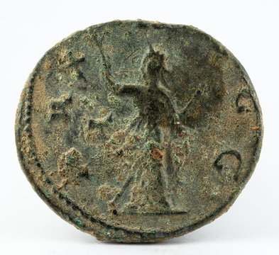 Antoninianus. Ancient Roman copper coin of Emperor Gallienus. Reverse.