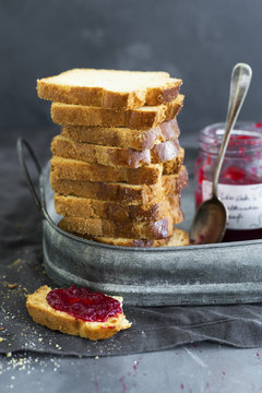 Zwieback stack