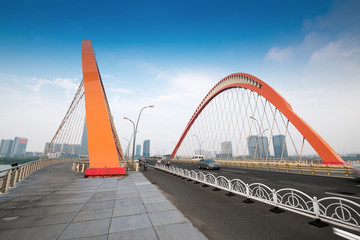 Obraz premium the night of modern bridge