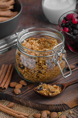 Baked granola with berries