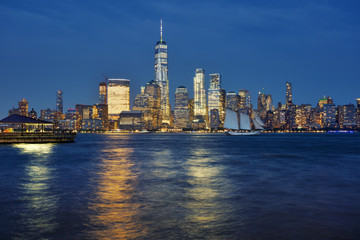 Fototapeta na wymiar Manhattan Skyline at evening, New York City