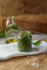 Gr&uuml;nes Pesto, selbstgemacht 1