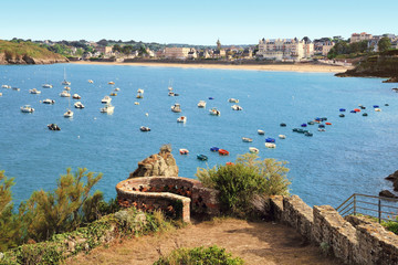 Côte bretonne à Saint-Lunaire