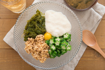 ねばねば丼