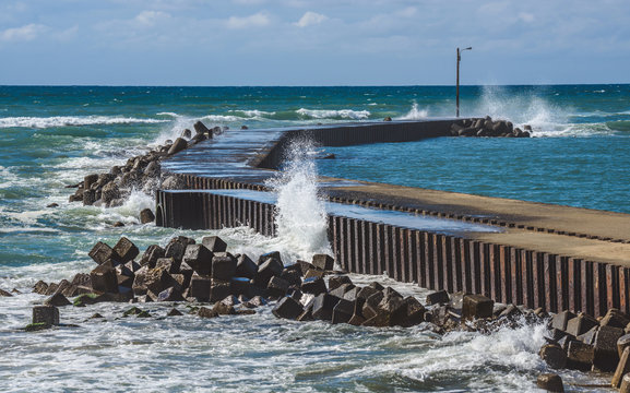 防波堤 の画像 422 528 件の Stock 写真 ベクターおよびビデオ Adobe Stock