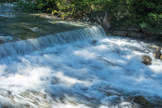 Stuffen im Bach - Wasser Hintergrund 