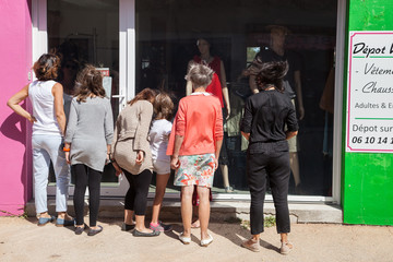 L&egrave;che-vitrine