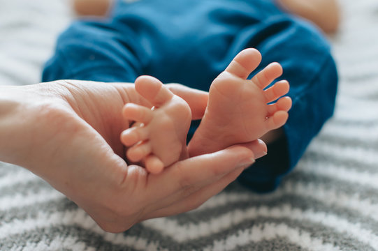 Legs of a newborn child