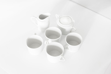 juego de cafe en blanco