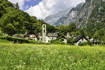 Foroglio - Rustic Village in Valle Maggia - Switzerland