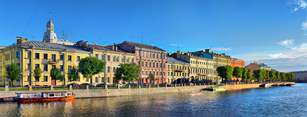 Fototapeta na wymiar Fontanka River Embankment in St. Petersburg