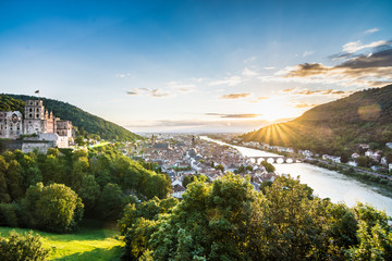 Sonnenuntergang mit Schloss in Heidelberg - obrazy, fototapety, plakaty