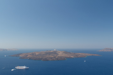 Fototapeta na wymiar Caldera of Santorini island, Greece