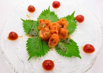 サーモンカルパッチョの花びら