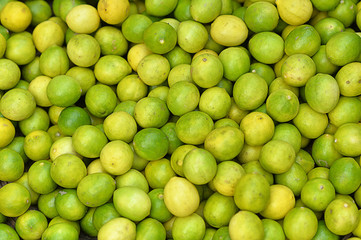 green and yellow lemons