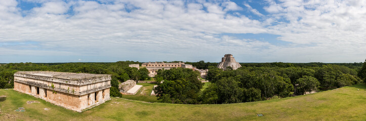 Fototapeta na wymiar Panorama from the governor palace, Uxmal archaeological site, Yucatan, Mexico.