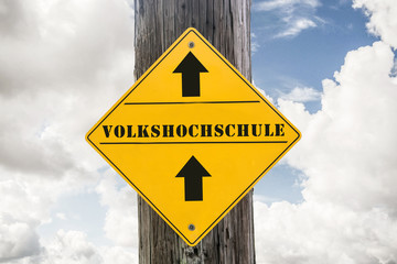 Schild 271 - Volkshochschule