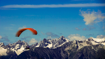 Fallschirm Springer Alpen