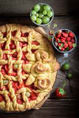 Delicious and crispy pie made of fresh berry fruits