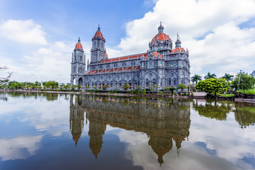 Fototapeta premium The ancient architecture of the Vietnamese village