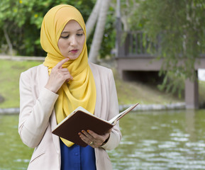 Search photos islamic