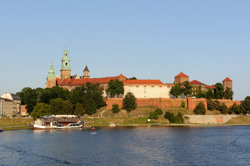 Fototapeta na wymiar Wawel - Royal Castle over the Vistula in Krakow (Poland)
