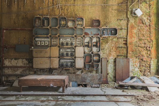 Set of Voltage boxes