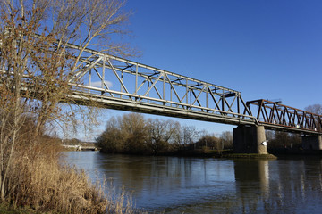 Fototapeta premium Stadtansicht Schweinfurt, Unterfranken, Bayern, Deutschland Stadtansicht Schweinfurt, Unterfranken, Bayern, Deutschland