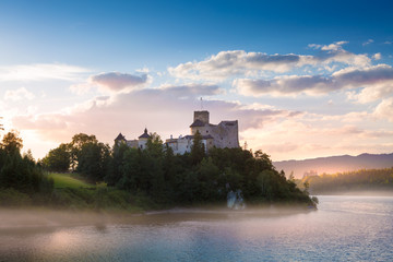Fototapeta na wymiar Medieval castle in Niedzica by lake Czorsztyn, Poland