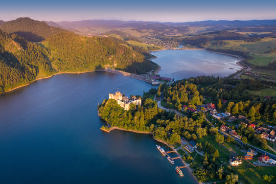 Medieval castle in Niedzica by lake Czorsztyn, Poland