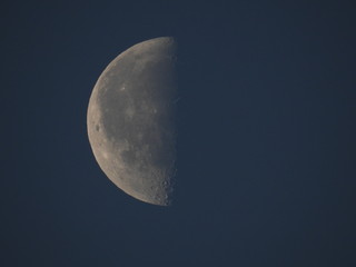 dernier quartier de lune © nono