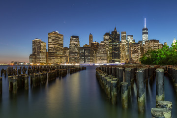 Fototapeta na wymiar Downtown Manhattan from the old Brooklyn Piers 3