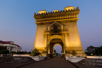 Fototapeta na wymiar Patuxai Victory monument in Vientiane