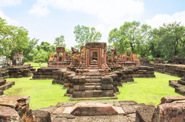 Fototapeta premium View of Ku Ka Sing public ruin ancient castle rock temple in Roi Et Thailand 
