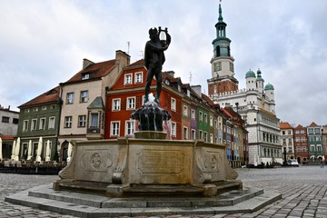 ポーランド ポズナン 旧市街 世界遺産 旧市庁舎 poland poznan old town world heritage old town hall