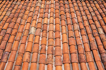 Carennac. Toiture en tuiles canal. Lot. Occitanie