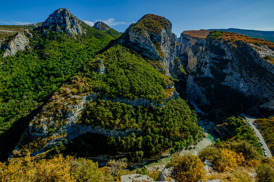 Vue panoramique sur les Gorges du verdon (Le Grand Canyon) depuis Le Point Sublime, Rougon. France, Alpes de Haute Provence.