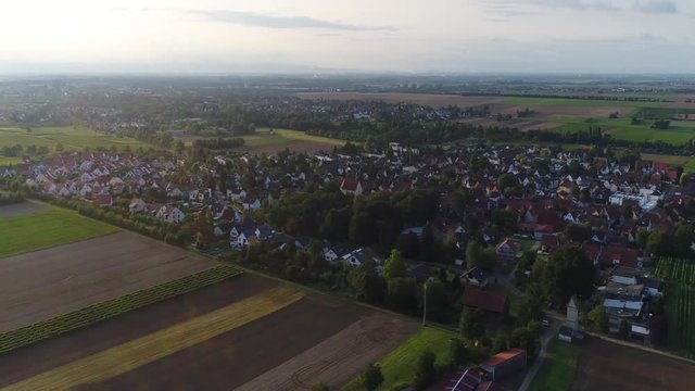 Blick &uuml;ber Leiselheim, Pfeddersheim und die Talbr&uuml;cke der A61 bei Worms