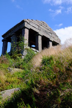  Photo du Temple du Donon site historique &agrave; Grandfontaine, France