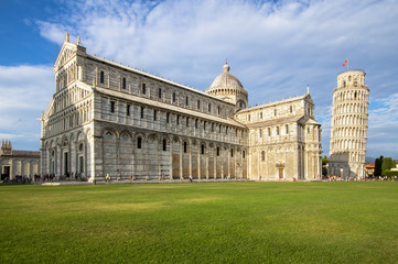 Fototapeta premium Leaning tower and Pisa cathedral, Pisa, Italy